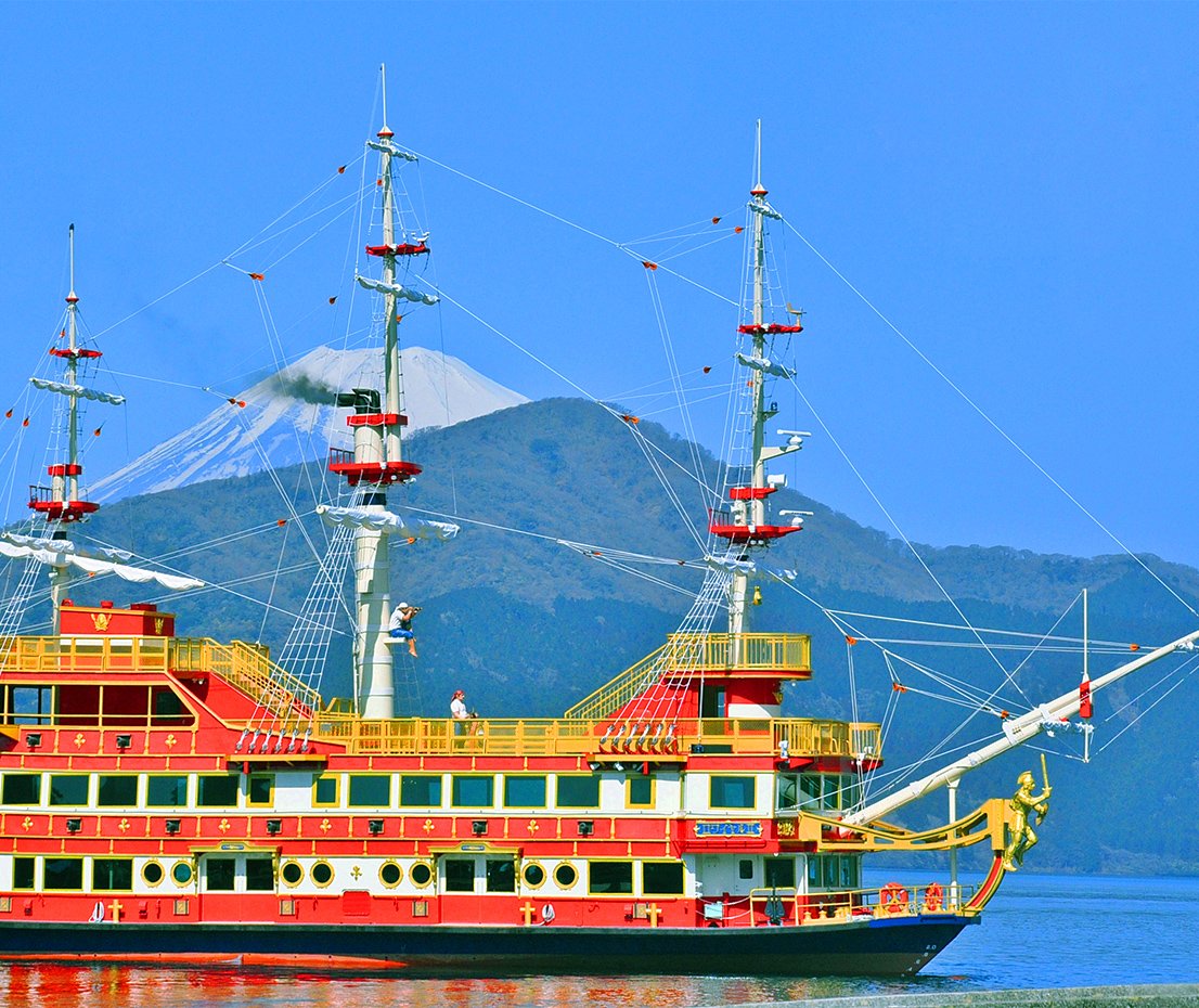 Day 10 Hakone Mount Fuji - Pirate ship